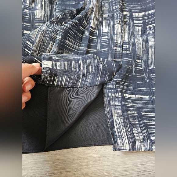 Ann Taylor Loft Pleated Front Skirt Side Zipper Womens Size 12 NWT - Picture 2 of 4